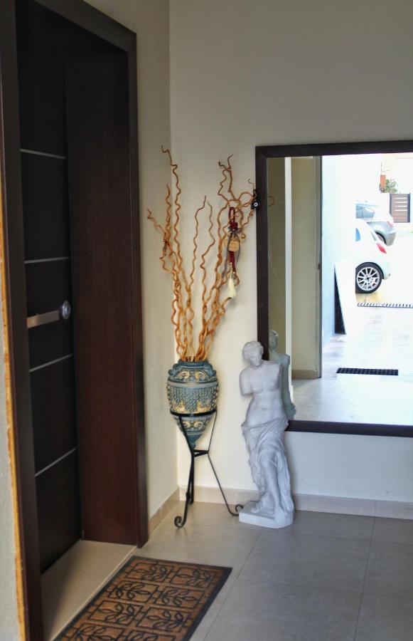 Maxim Apartment كاندية المظهر الخارجي الصورة